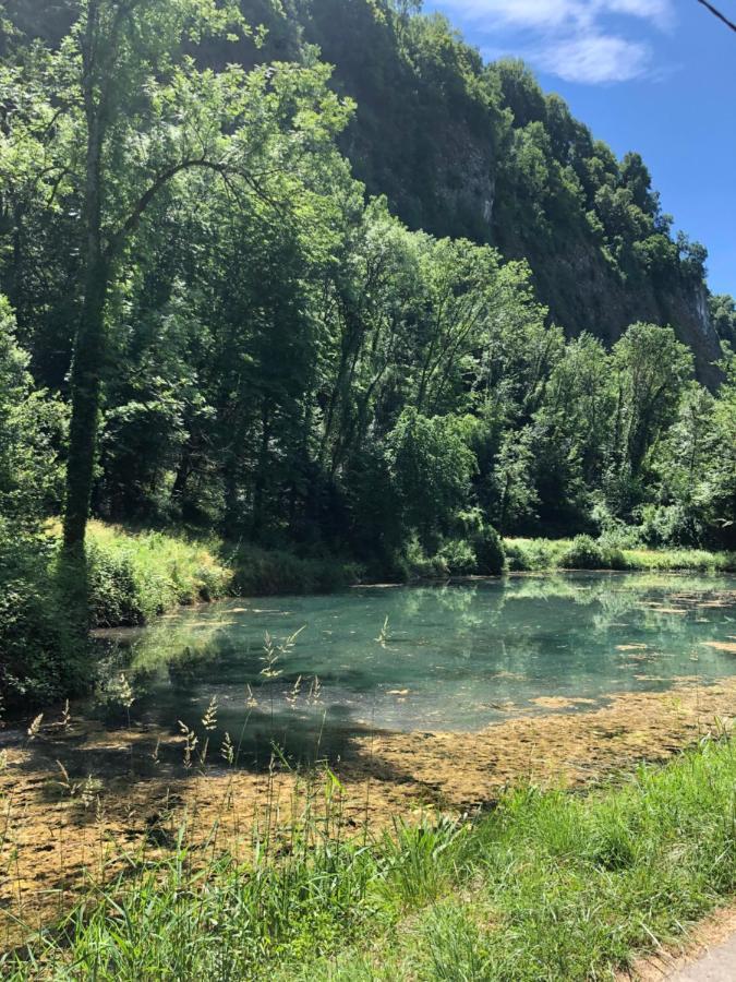 Au Pied Du Vercors Tout Est Permis La Riviere  Exteriör bild